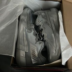 BRAND NEW DAME 7 EXTPLY basketball shoes